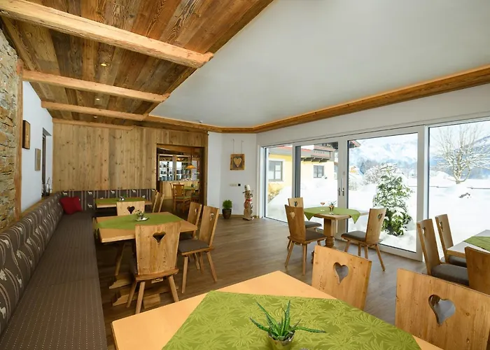 Quehenberger Hotel 2*